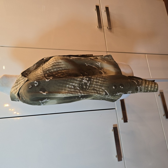 VTG Victoria's Secret Soie 100% Silk Paisley Tie Button Down Blouse Green Size 6 - Picture 3 of 9